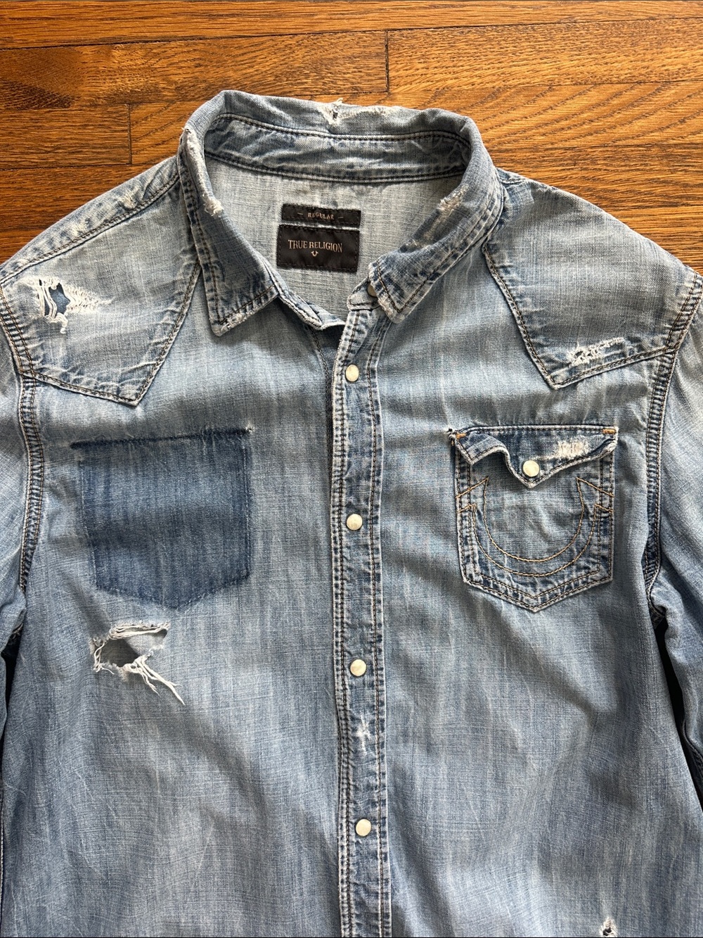 True Religion Men’s Distressed Light Blue Denim Shirt - Picture 2 of 5